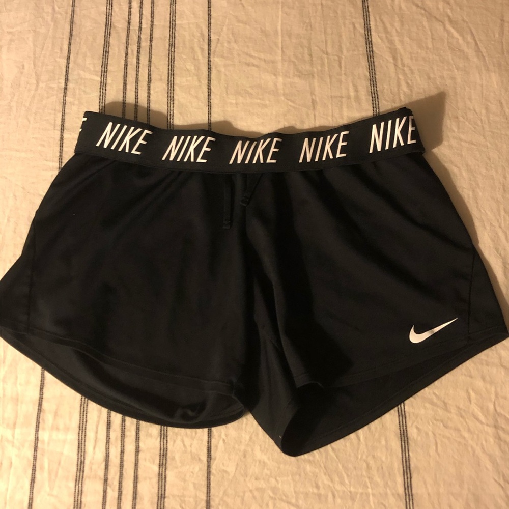 NWOT Nike shorts